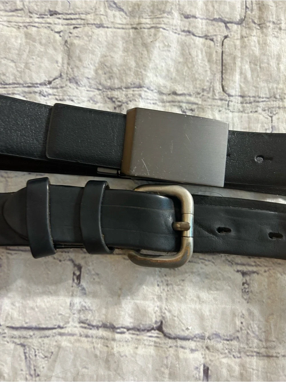 KENNETH COLE REVERSIBLE LEATHER AND BANANA REPUBLIC BLACK LEATHER BELTS SIZE 34